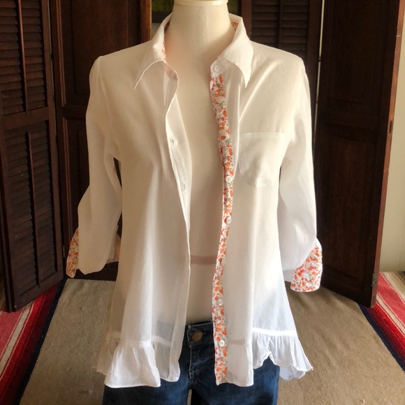 Flutterbye white button down ruffled hemline top - Picture 3 of 8